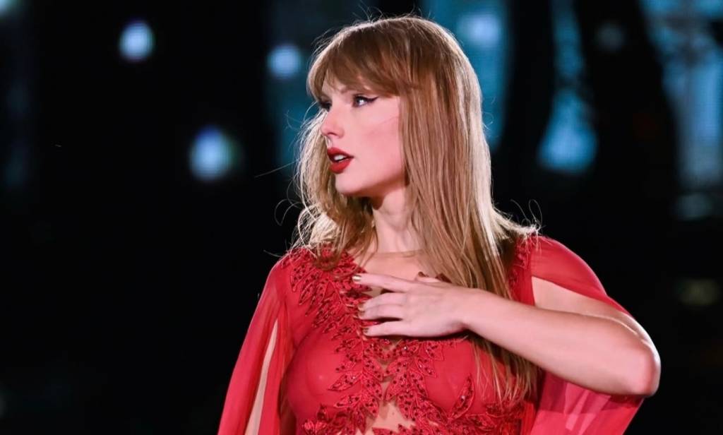 Balde de água fria! Eduardo Paes nega show de Taylor Swift em Copacabana