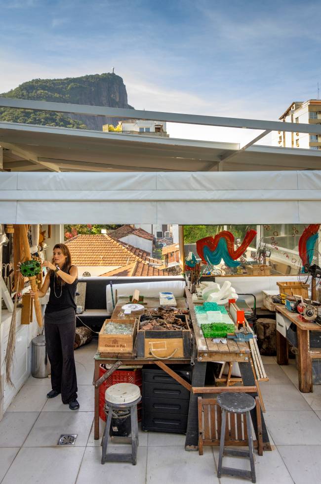 O terraço com vista para o Cristo