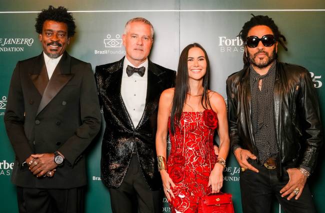 25th Annual BrazilFoundation Gala at Plaza Hotel Seu Jorge, Tony Olson, Izabel Olson e Lenny Kravitz