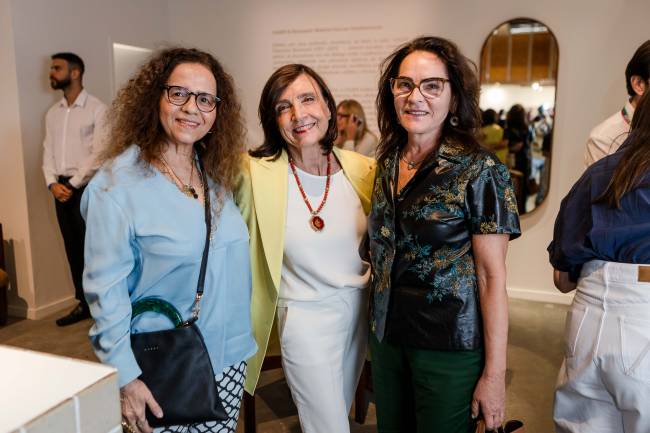 Beatriz Milhazes Francês Reynolds e Vanvan Seiler0_BR0559