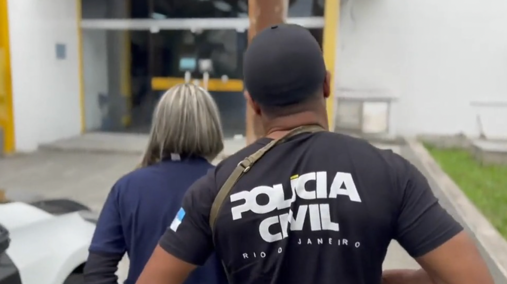 Quem era a Barbiezinha de Bangu, presa por tráfico de drogas