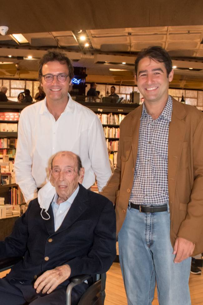 Israel com os filhos Dan e Gabriel Klabin