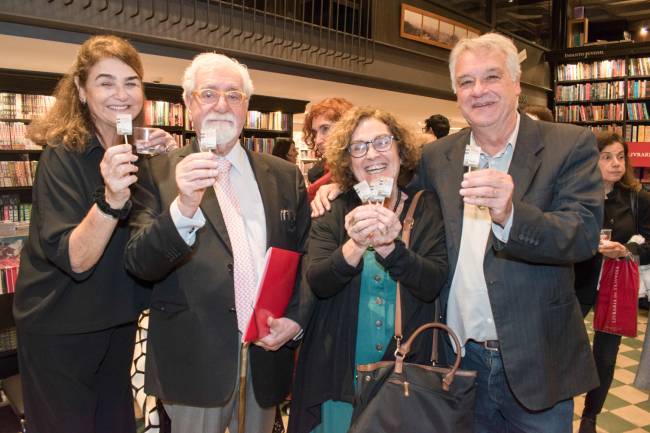 Lea Klabin com Celso Lafer, Adelina Novaes e Américo Freire
