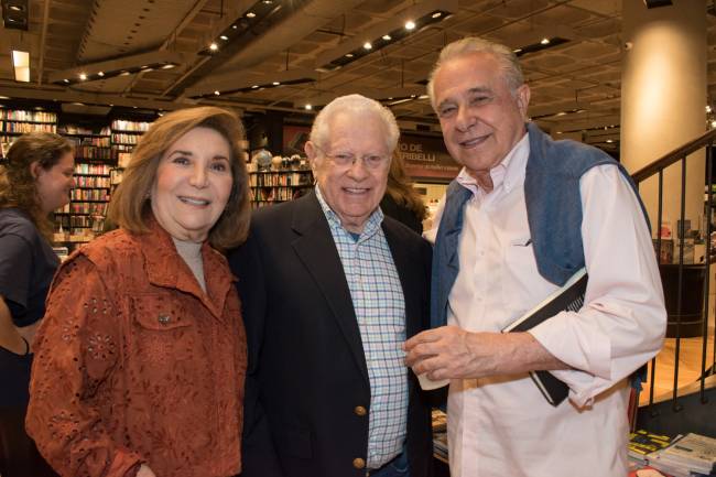Rutk e Arnaldo Niskier com Roberto D_Avila