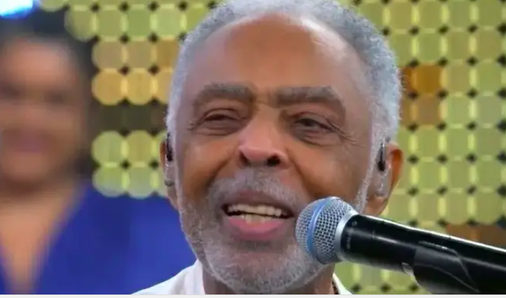 Plateia do Domingão vai às lágrimas com música de Gilberto Gil; veja vídeo
