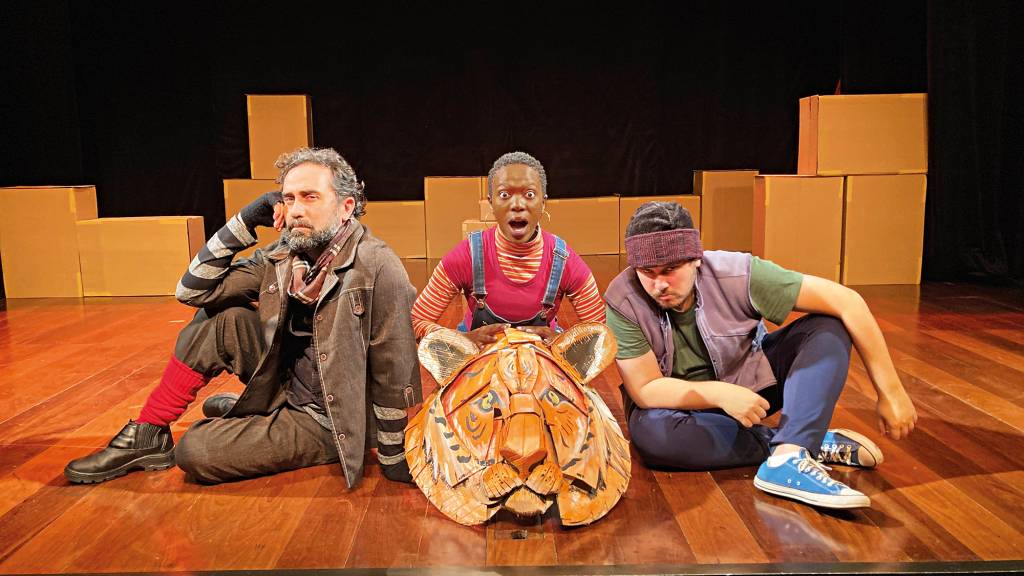 Peça conta a história da amizade de crianças em situação de rua