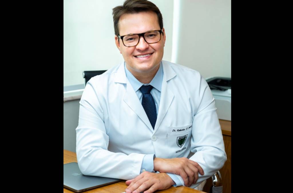 Roberto Oberg (médico): “Do bisturi ao algoritmo — a IA na neurocirurgia”