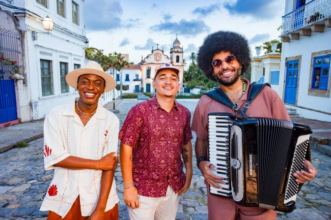 DOMINGUINHO Mestrinho, João Gomes e Jota Pê apresentam o show Dominguinhos no Arena Brava Jockey