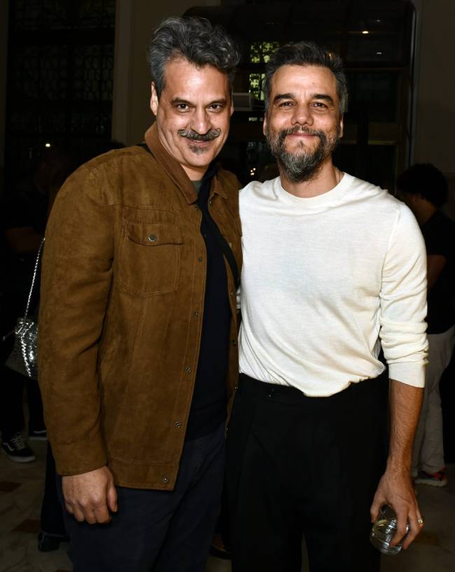 _DSC8175 Bruno Garcia e Wagner Moura - UM JULGAMENTO - CCBB - OUT 2025 - CG