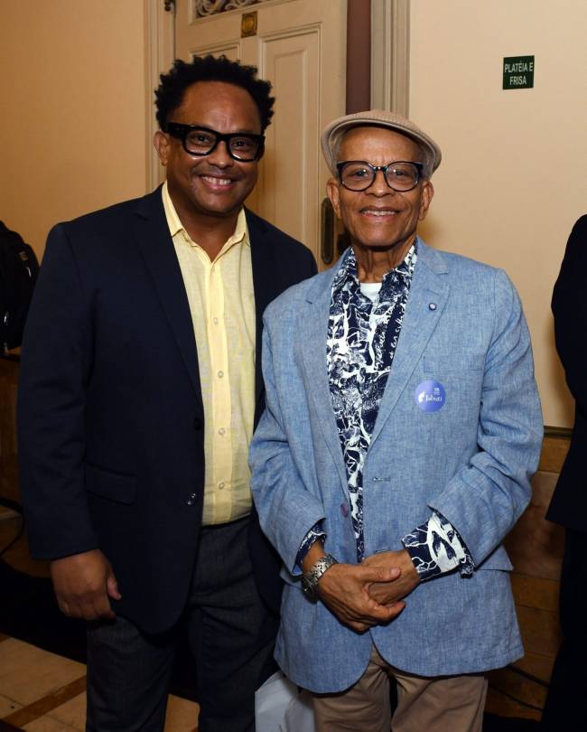 DSC_0699 Ney Theodoro e seu pai Ney Lopes - JABUTI 2025 - 0UT 2025 - CG