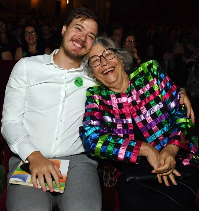 DSC_0961 - Henrique e sua avó Ana Maria Machado - JABUTI 2025 - 0UT 2025 - CG