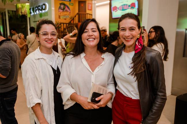 Giulia Pontual, Amanda Lacerda e Érika Scheiner cres Bruno Ryfer