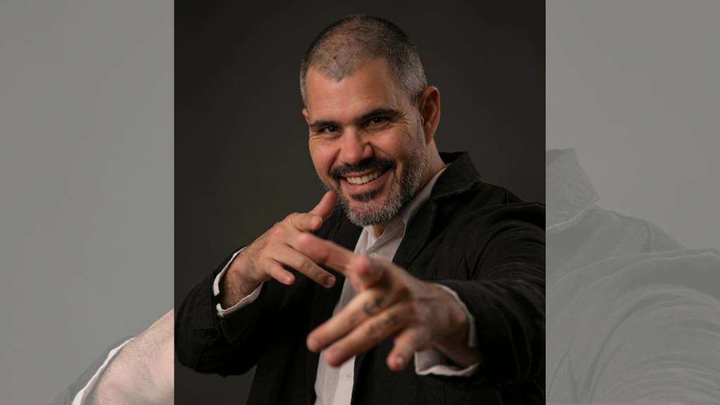 Juliano Cazarré: “Não posso reclamar da minha correria”