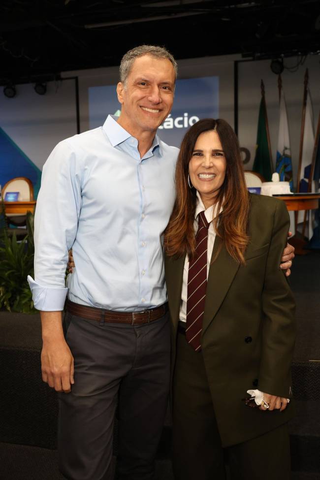 Rossano Marques, CEO da Yduqs e Cláudia Romano, presidente do Instituto Yduqs e vice-presidente da Yduqs
