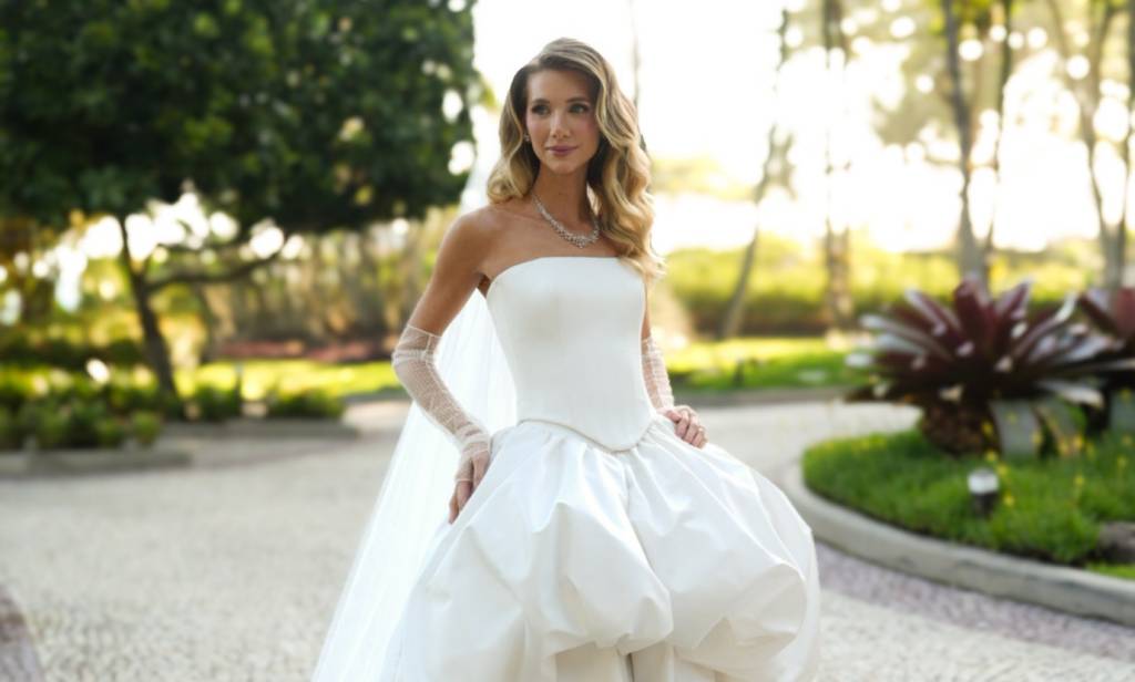 Os detalhes do vestido de noiva de Bertha Bulhões