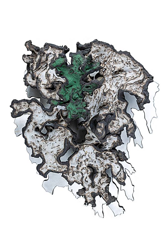 4_©RafaelMartins_Krajcberg-33.jpg Sombras Recortadas: Projeções sobre placas de madeira revelam formas de raízes e cipós