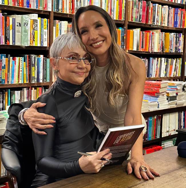 Cininha de Paula com filha Maria Maya