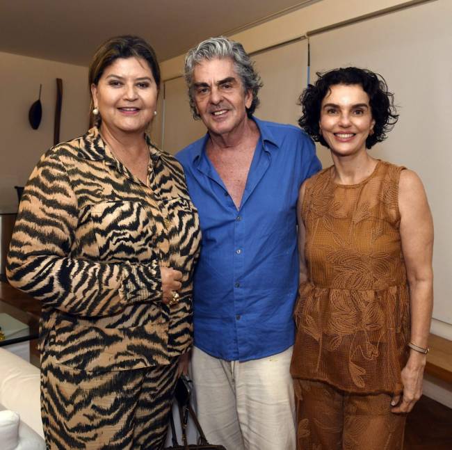 _DSC3713 Janete Sendas , Manoel Thomaz Carneiro e Cristina Guimarães - DESFILE VINNY GARCIA - NOV 2025 - CG