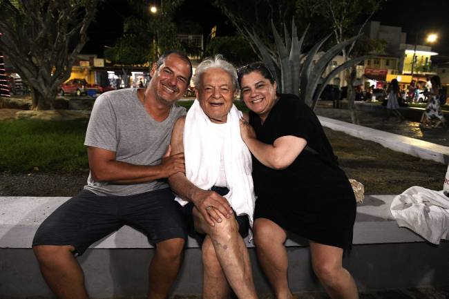 _DSC4462 Pedro Bastos seu pai Othon Bastos e Bianca De Felippes- TUCANO - NOV 2025 - CG