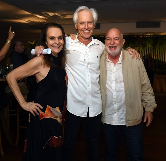 DSC_1410 Patricia Secco , Sergio Margulis e Carlos Bertão - ANIVERSÁRIO SERGIO MARGULIS - - OUT 2025 -CG