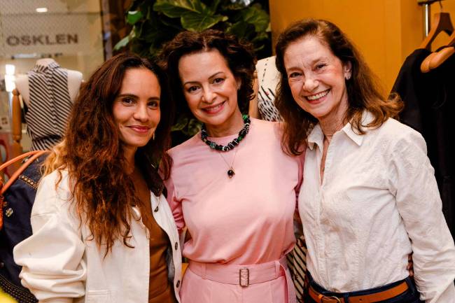 Gisa Pecego Andrea Marques e Cecilia Pesego_BR0355