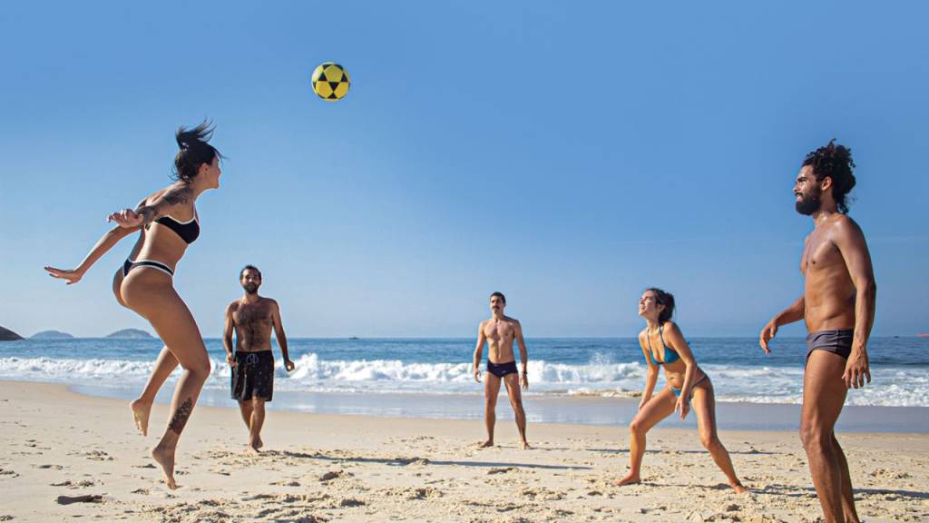 Show de bola: premiado documentário sobre altinha chega ao streaming