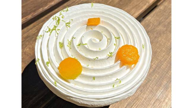 Que seja doce! Saiba onde provar as melhores sobremesas com suspiro do Rio