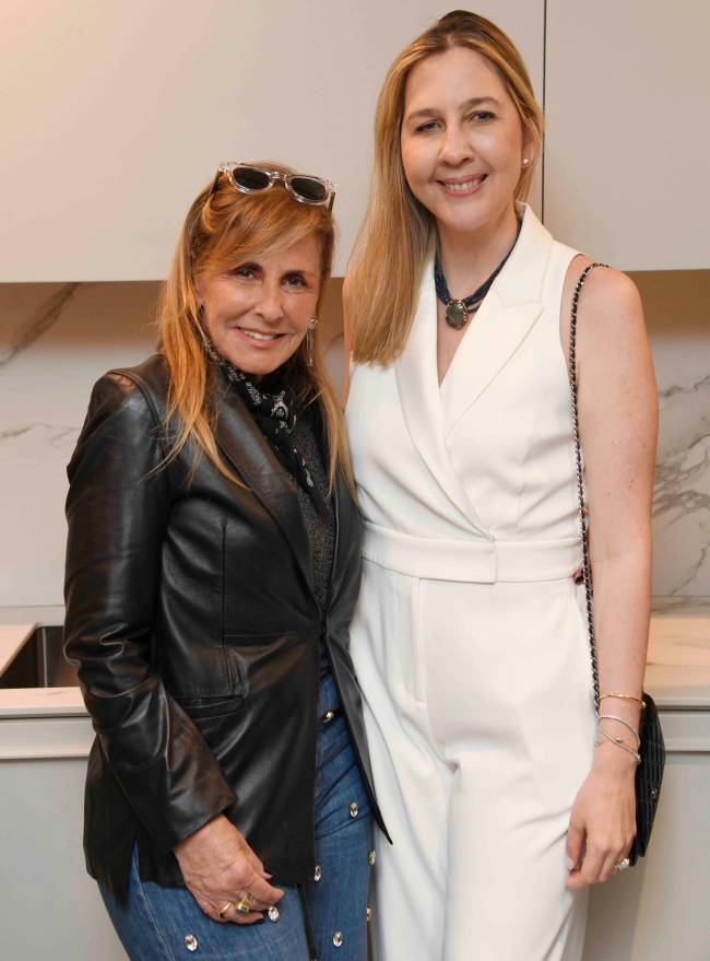 Patricia Hall e Sophia Galvao