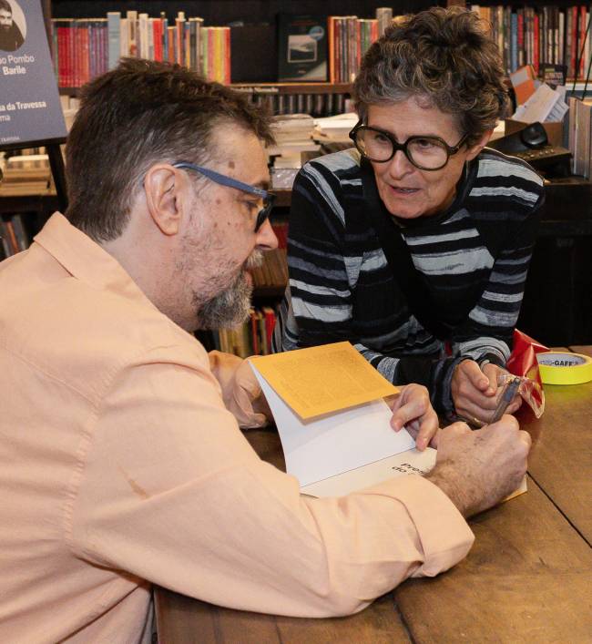 João Barile e a diretora Bia Lessa