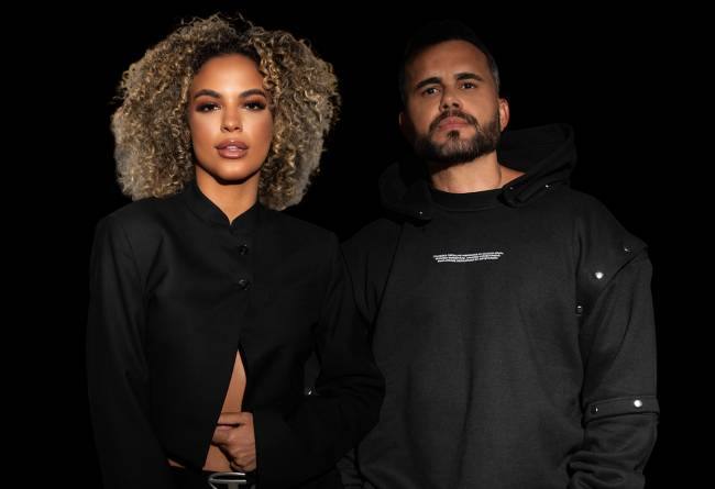 Versão de Ray of Light de Bruna Strait e Marvitto