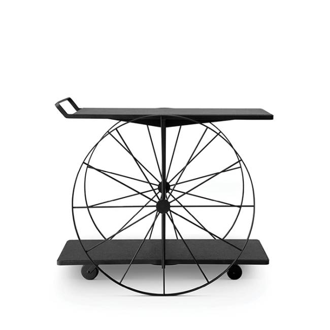 Carrinho de chá Odessa à venda no Arquivo Contemporâneo