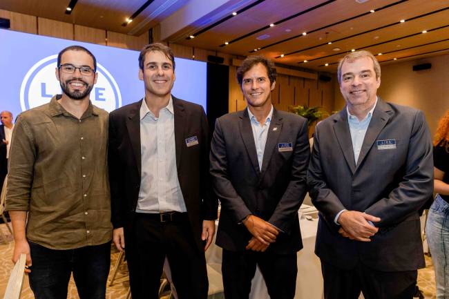 Carlos Felipe Carvalho, Vinicius Benevides e Guilherme Schleder_2964