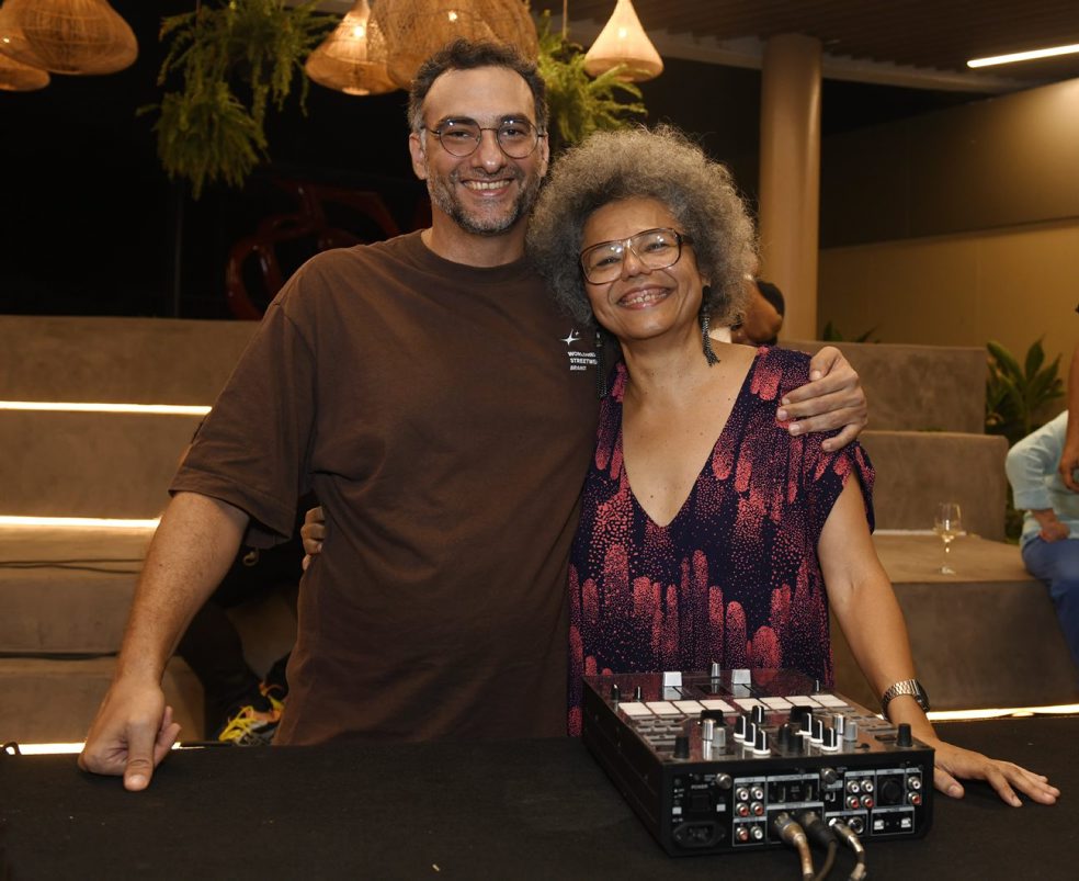 DSC7116 Os DJS DA MATTA e LALA K - 45 ANOS SHOPPING RECIFE - POLO GASTRONÔMICO - DEZ 2025 - CG