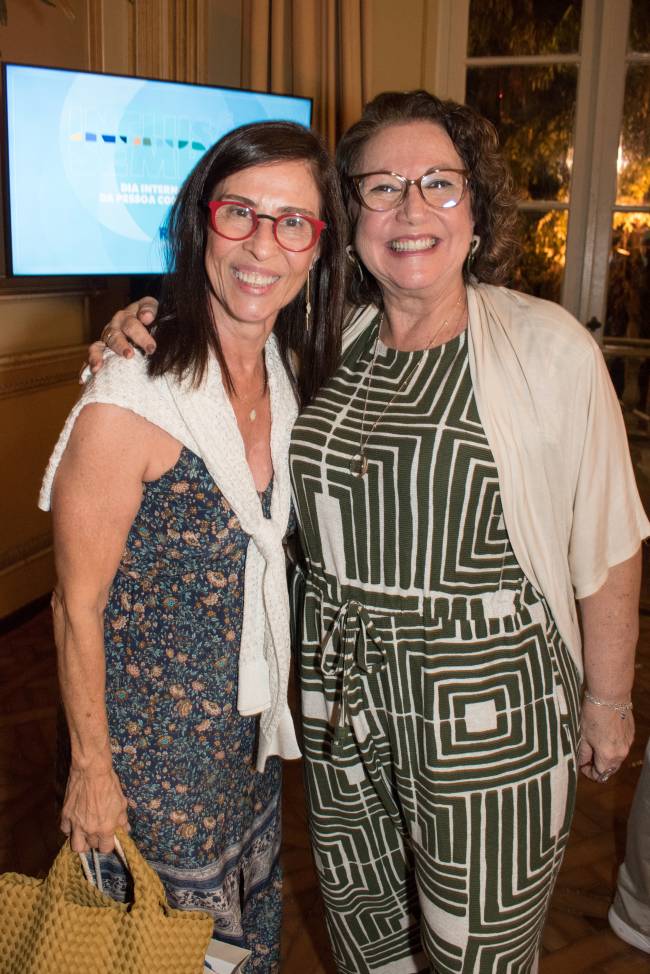 Elisabete De La Quintana e Cida Paranhos