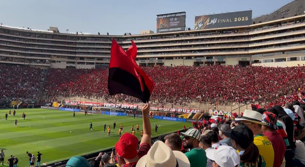 Crônica de uma jornada inesquecível até a capital do sorriso rubro-negro