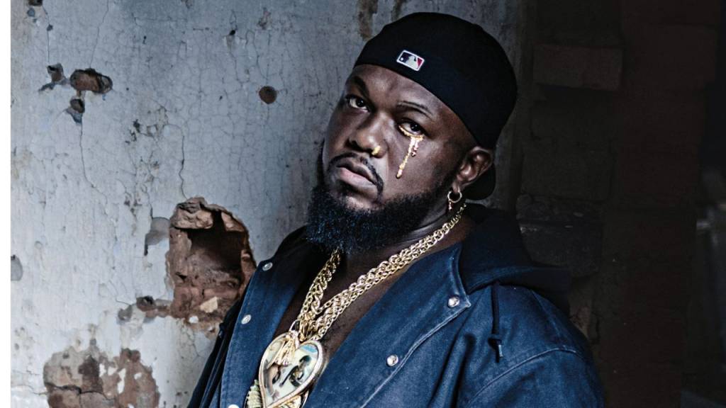 É tempo de rap! Djonga lança disco novo no Circo Voador