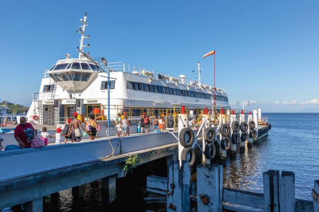 Estação das Barcas: nos últimos quatro anos, fluxo de passageiros subiu 121% nos finais de semana e feriados