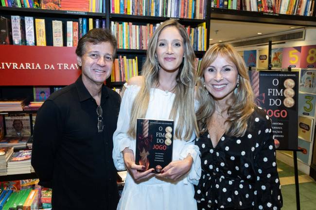 Rafaela Guaranys entre Andrea e Octavio Rudge-1