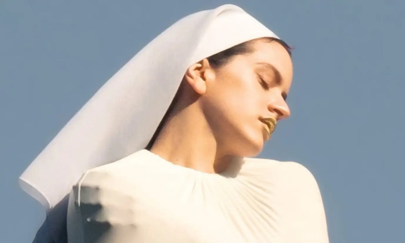 Rosalía faz audição de novo álbum no Cristo: “Não há lugar mais mágico”