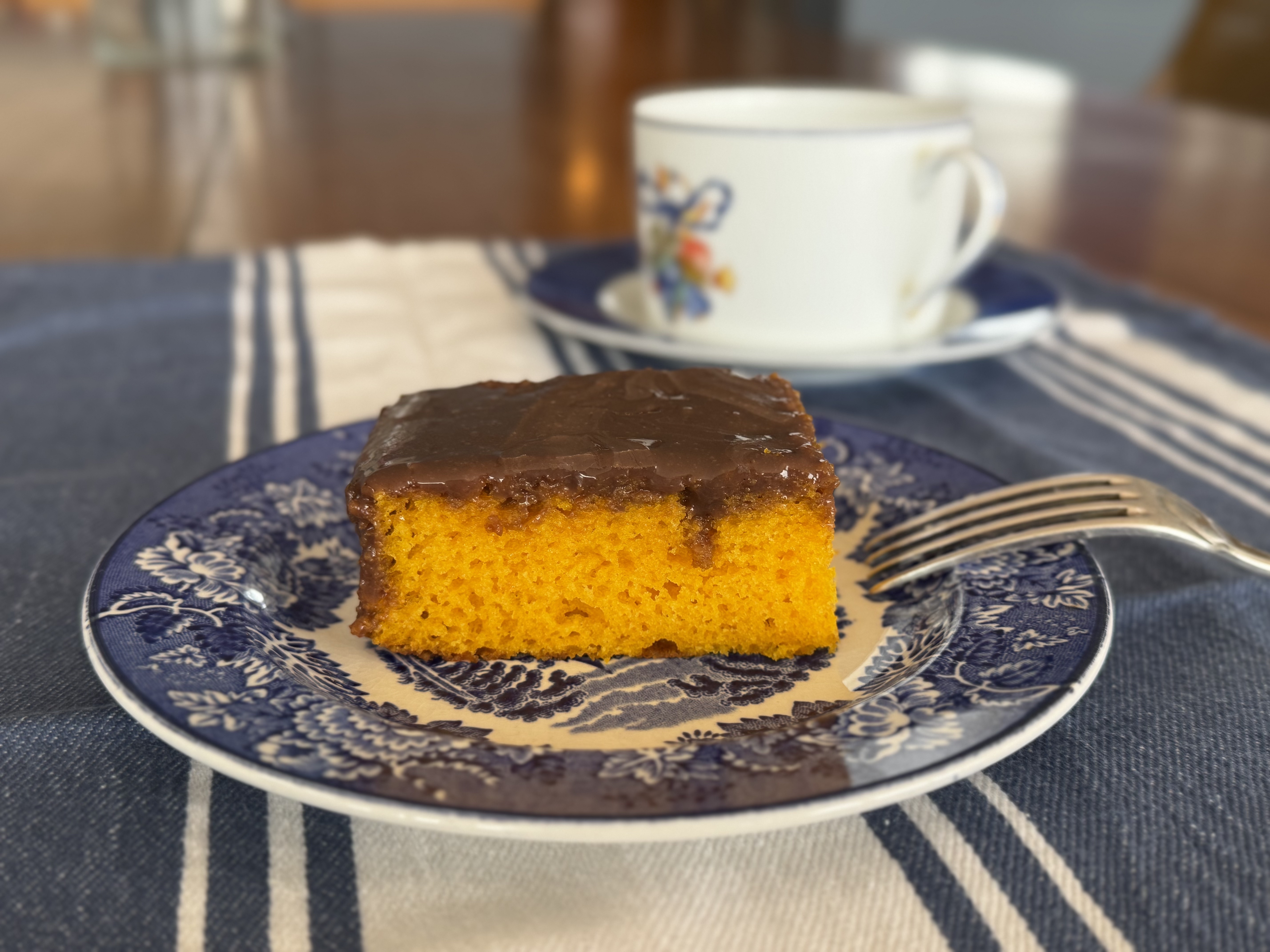 receita-bolo-de-cenoura-elisa-mendes-de-almeida