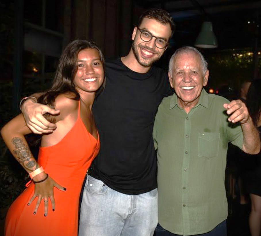 Nelson Motta faz a 2ª edição da festa “Noites Tropicais” na Lagoa
