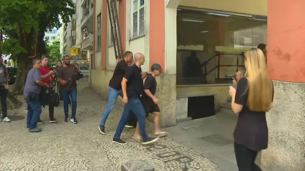 Estupro coletivo em Copacabana: dois foragidos se entregam e todos viram réus