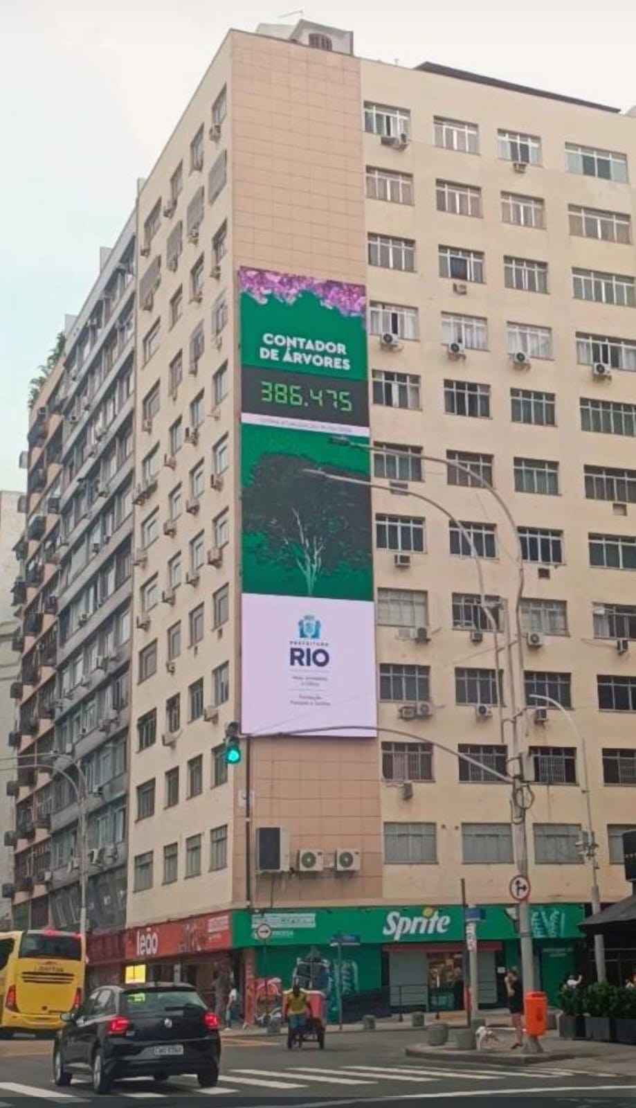 Painel em Copa vai mostrar número de árvores plantadas pela Prefeitura