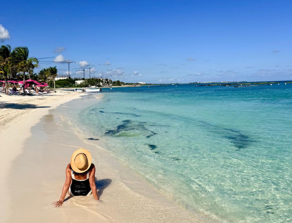 renata araujo mayakoba mexico