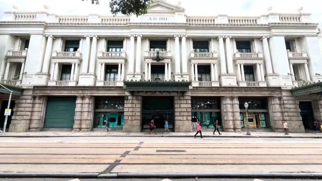 Só quatro dias após o vendaval Light e Enel reconstroem 100% das redes