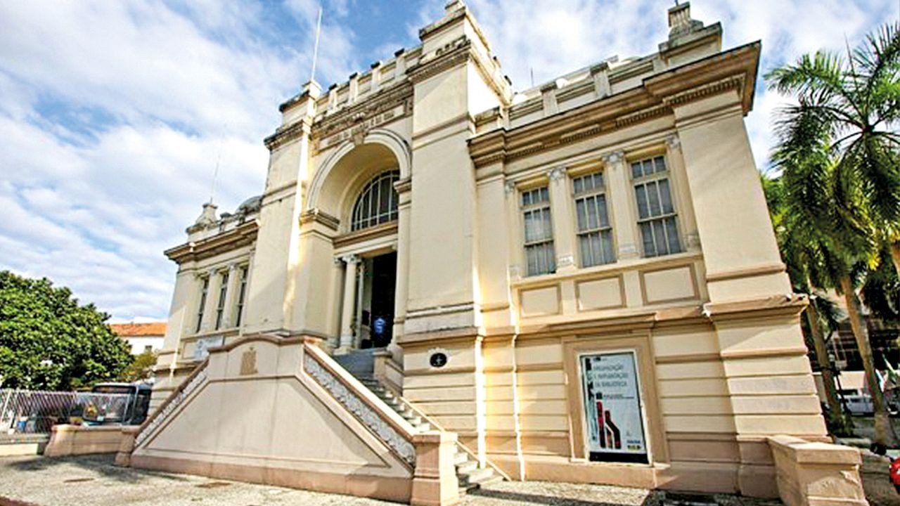 Museu da Imagem e do Som.jpg