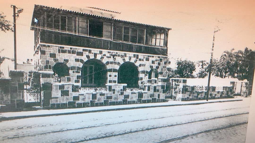 Rafael Bokor: no lugar de uma casa de pedra, um prédio espelhado