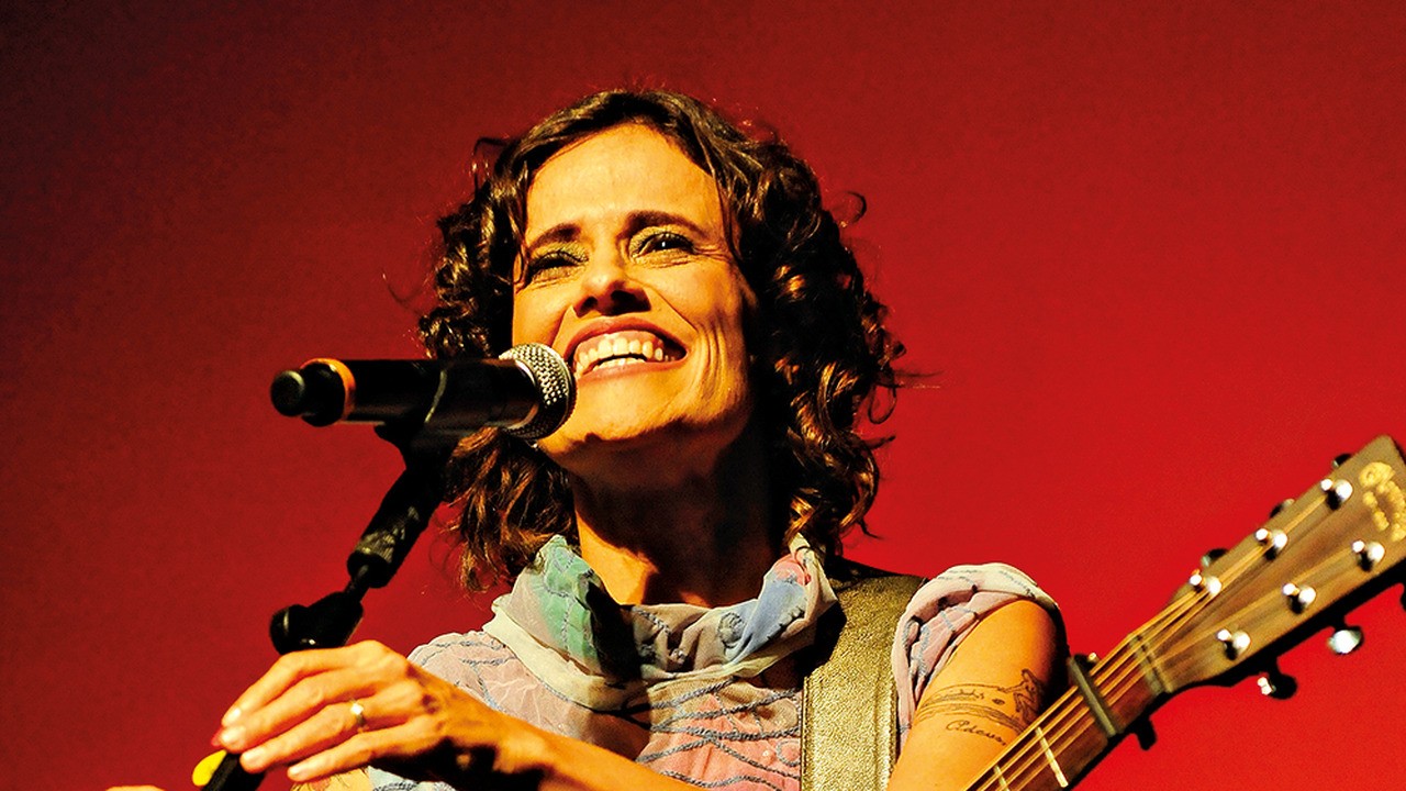 Agudo Grave: Zélia Duncan apresenta espetáculo de novo álbum no Rio de Janeiro