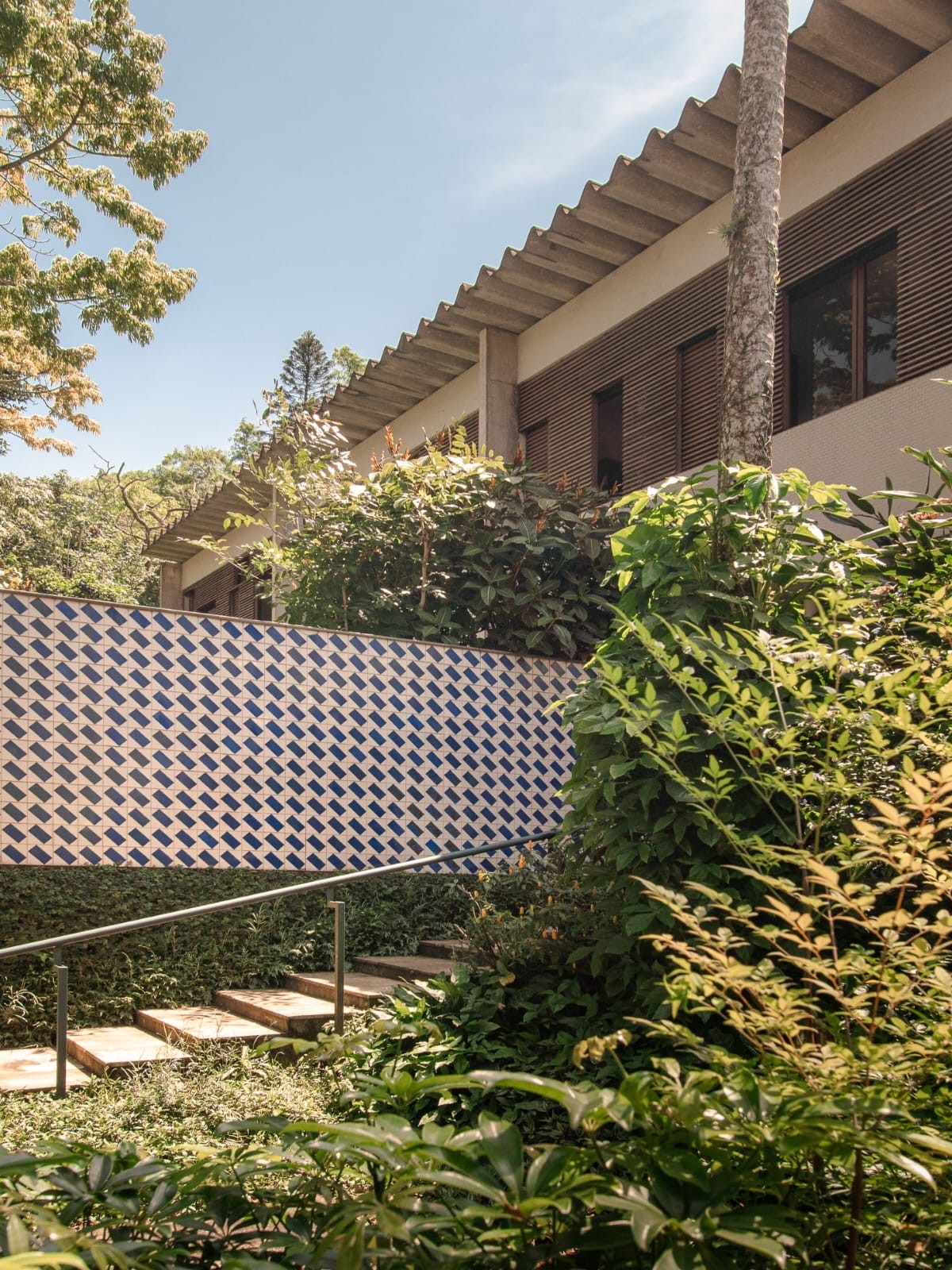 Rafael Bokor: Casa com azulejos de Athos Bulcão completa 60 anos